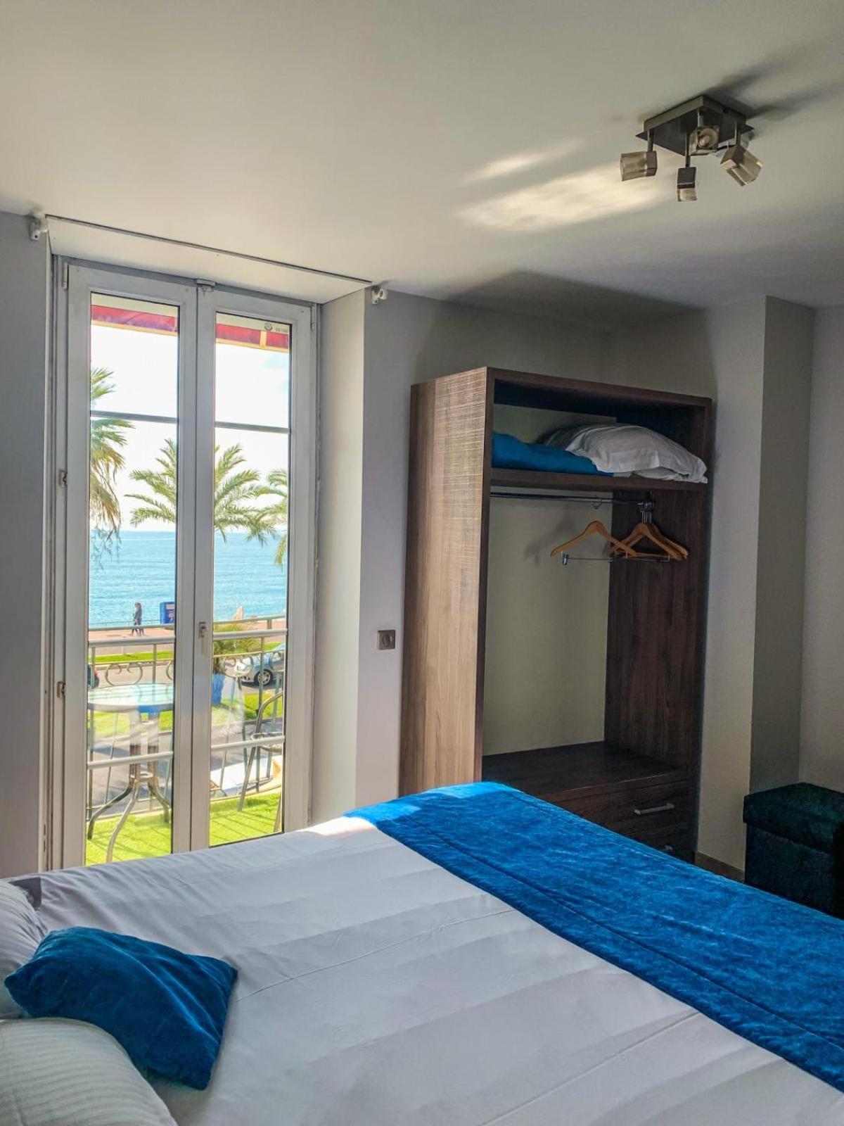 Hotel Flots D'Azur Promenade Des Anglais Nice Exterior photo