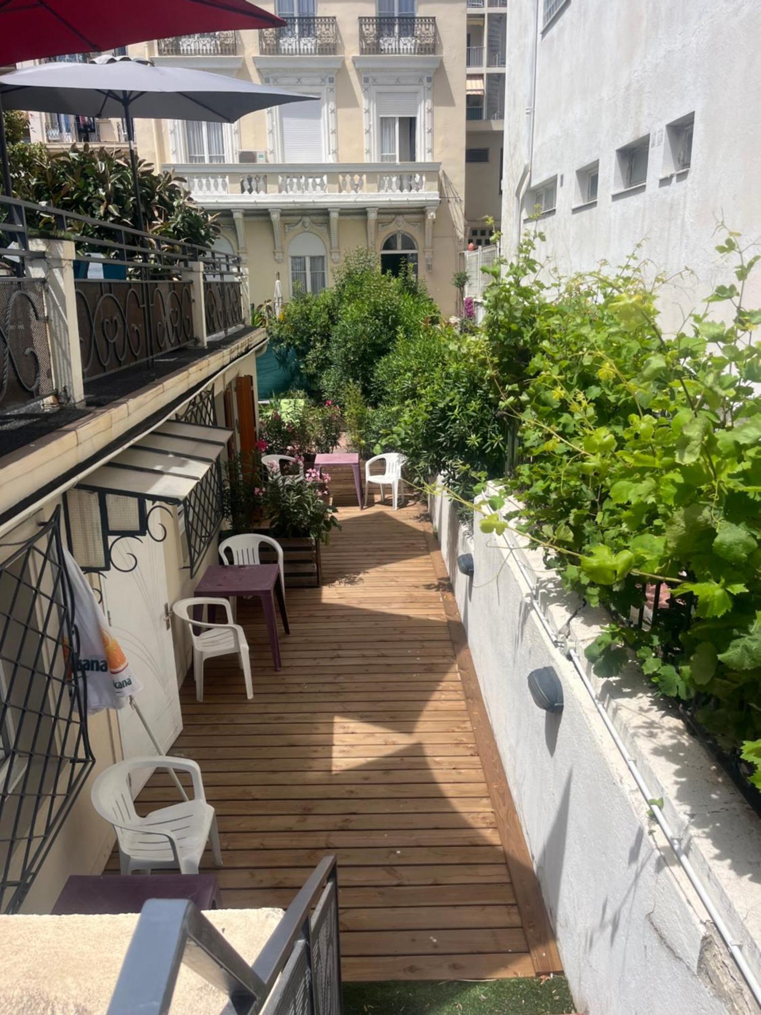 Hotel Flots D'Azur Promenade Des Anglais Nice Exterior photo