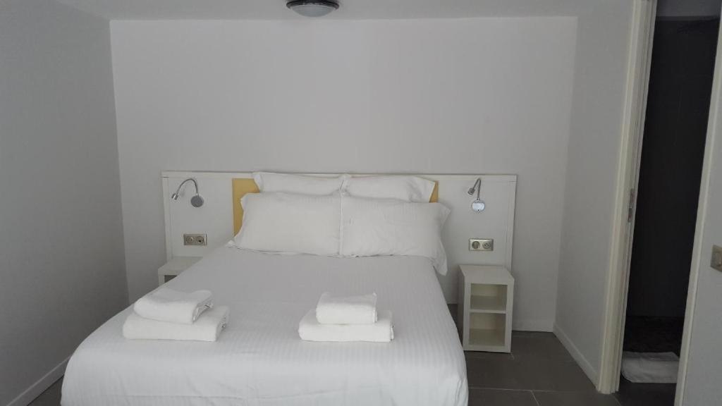 Hotel Flots D'Azur Promenade Des Anglais Nice Room photo