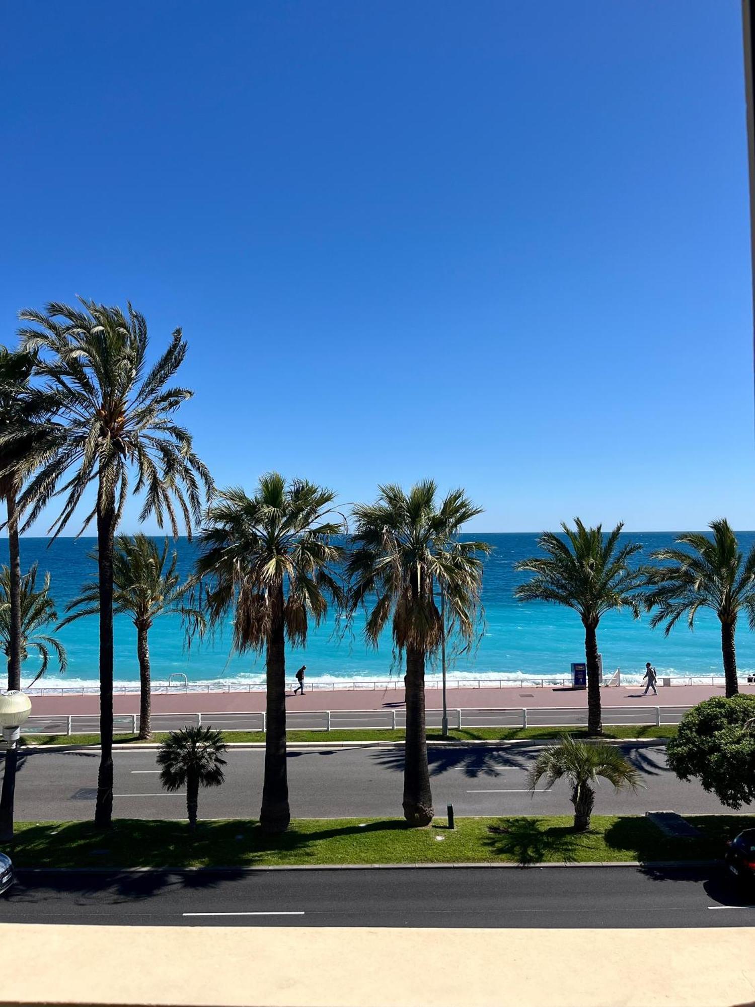 Hotel Flots D'Azur Promenade Des Anglais Nice Room photo